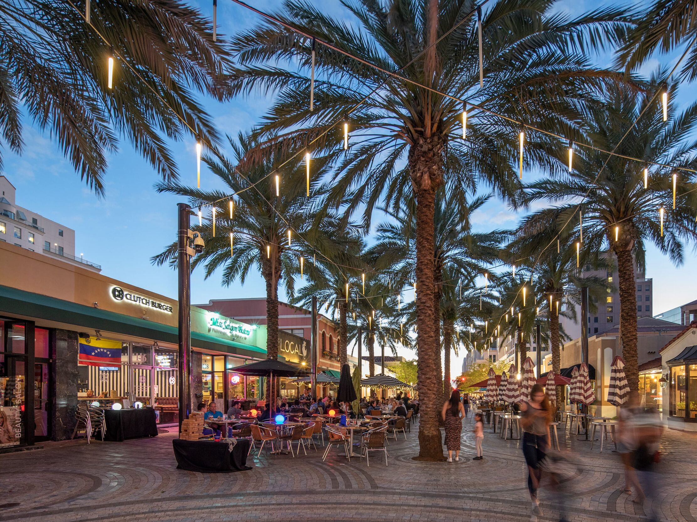 Picture of Nearby Places to eat - Giralda Plaza