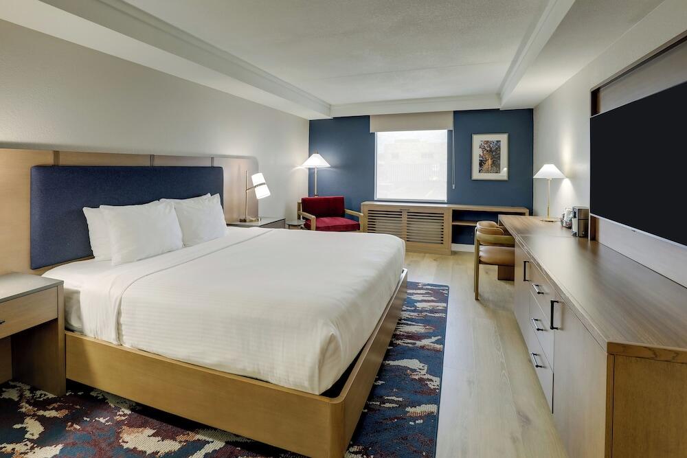 Picture of The Atrium Hotel on Third