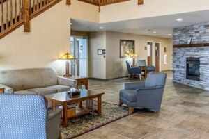 Picture of Quality Inn & Suites Fort Madison near Hwy 61