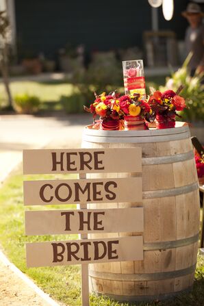 Here Comes the Bride Sign