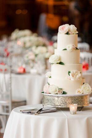 Round White Fondant Wedding Cake with Roses