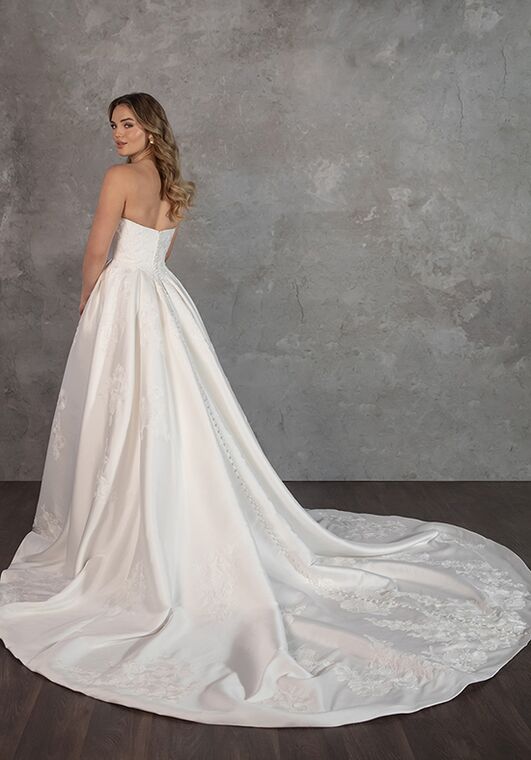 Essense of Australia D4265 Ball Gown Wedding Dress - 2