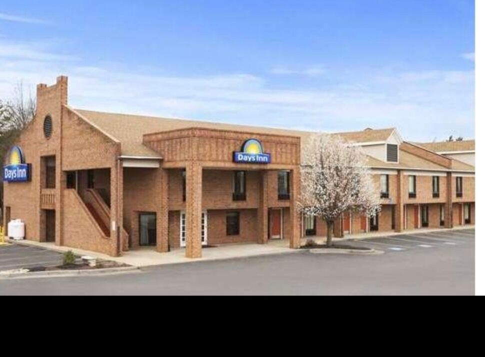Picture of Days Inn by Wyndham Farmville