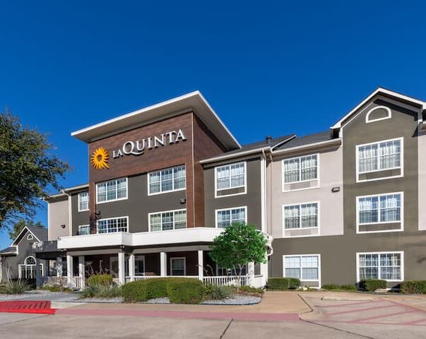 Picture of La Quinta Inn & Suites by Wyndham Rockwall
