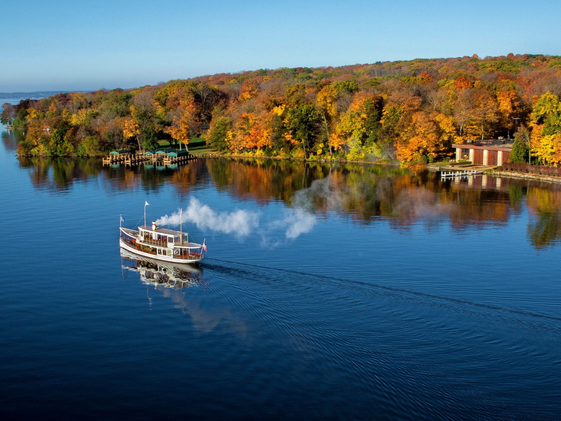 Picture of Go for a Boat Tour on Lake Geneva!