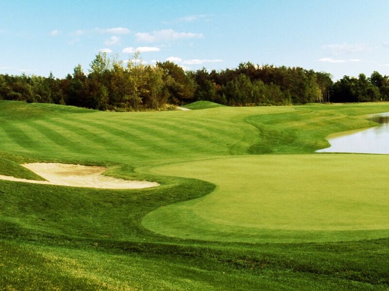 Picture of Ravines Golf Club