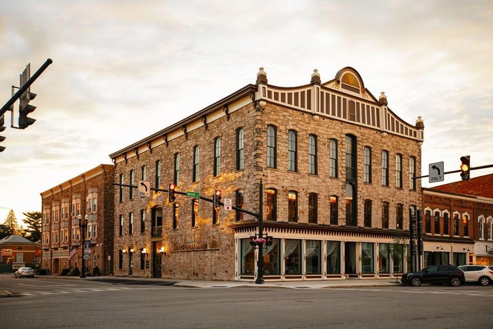 Picture of Bent's Opera House Hotel