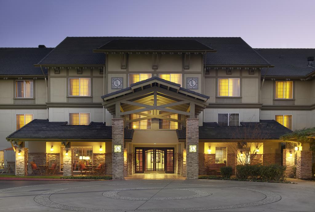Picture of Larkspur Landing Sacramento