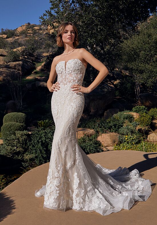 Casablanca Bridal Style 2520 Hattie Fit-and-Flare Wedding Dress - 1