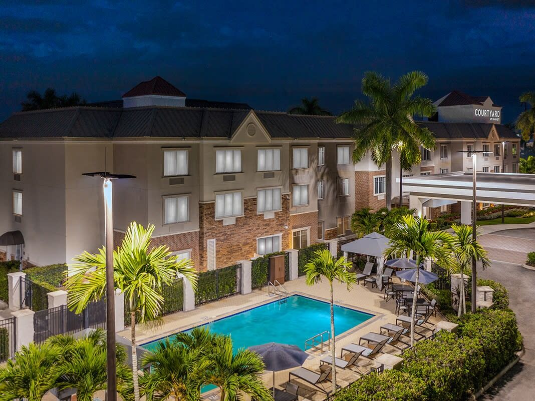 Picture of Courtyard Sarasota at University Town Center