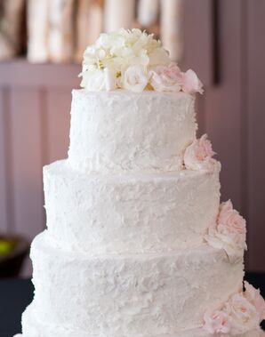 Textured Buttercream Cake With Blush Pink Cake Flowers