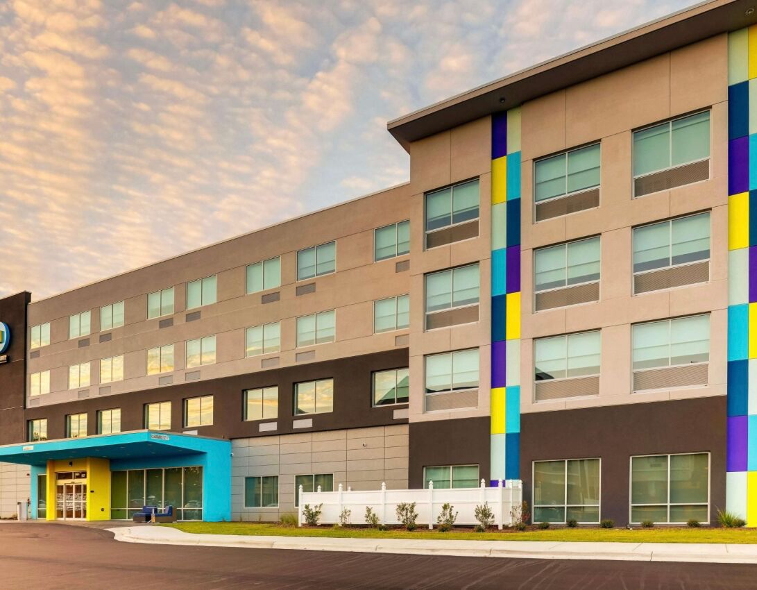 Picture of Tru by Hilton Smithfield 