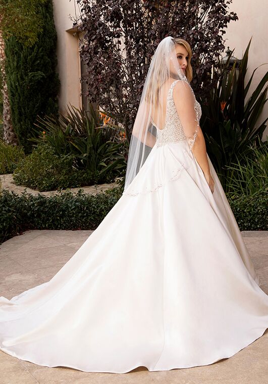 Casablanca Bridal 2387 Lizzie A-Line Wedding Dress - 4