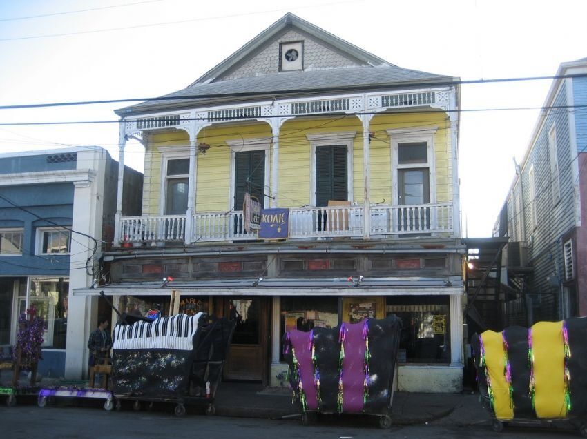 Picture of Maple Leaf Bar
