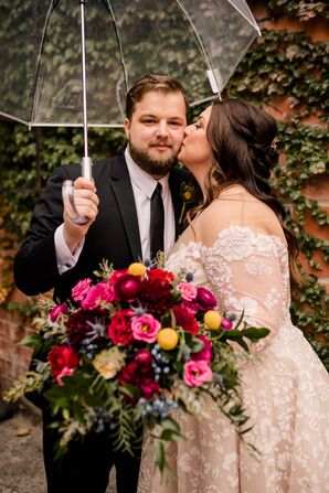Rainy Wedding Portraits at Toledo Country Club in Ohio