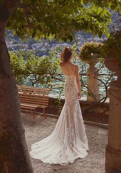 Justin Alexander Islanda Fit-and-Flare Wedding Dress