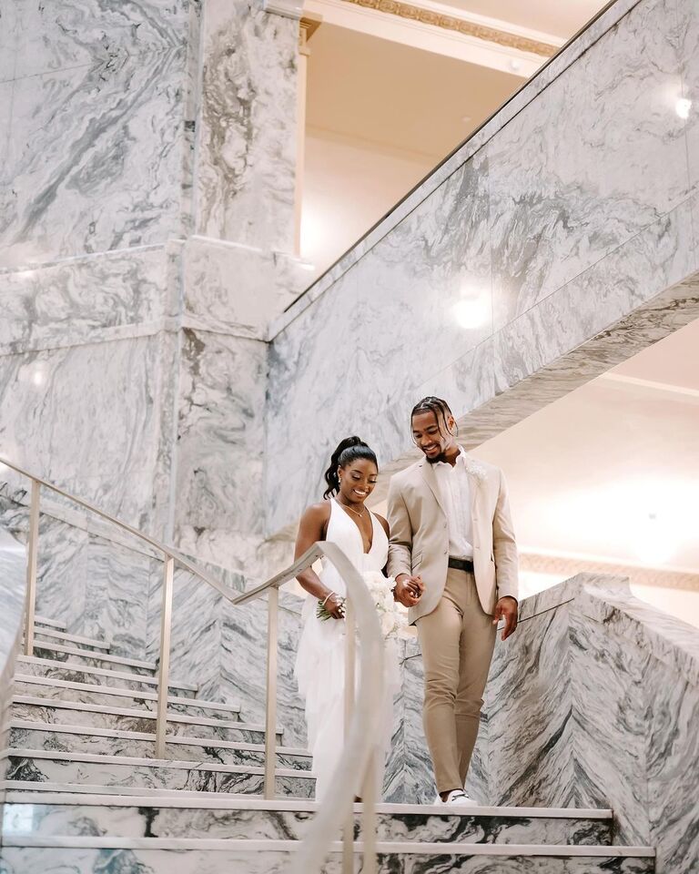 Simone Biles and Jonathan Owens wedding picture