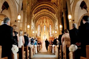 Minimal Ceremony Decoration