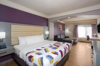 Picture of La Quinta Inn & Suites by Wyndham Mobile - Daphne