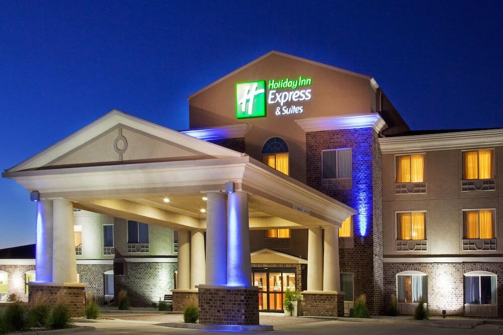 Picture of Holiday Inn Express & Suites Sioux Center by IHG