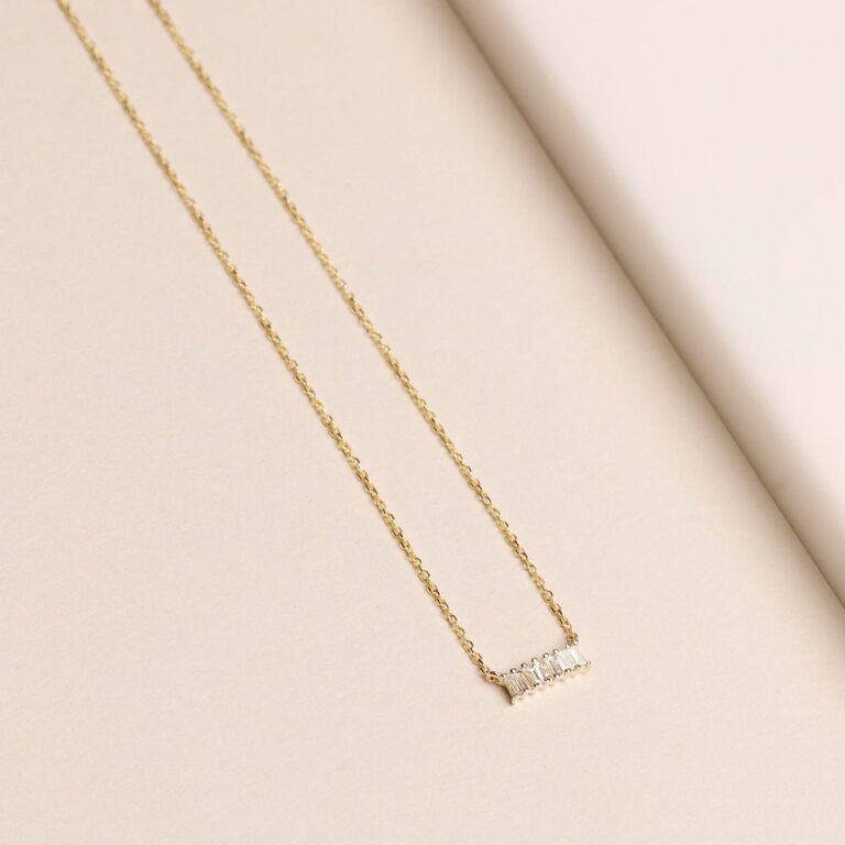baguette diamond necklace