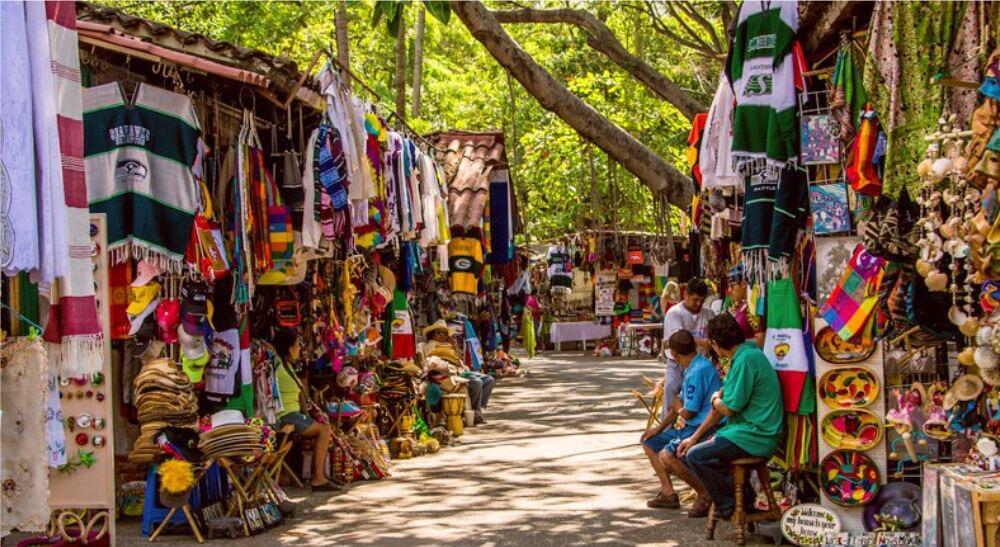 Picture of Rio Cuale shopping area