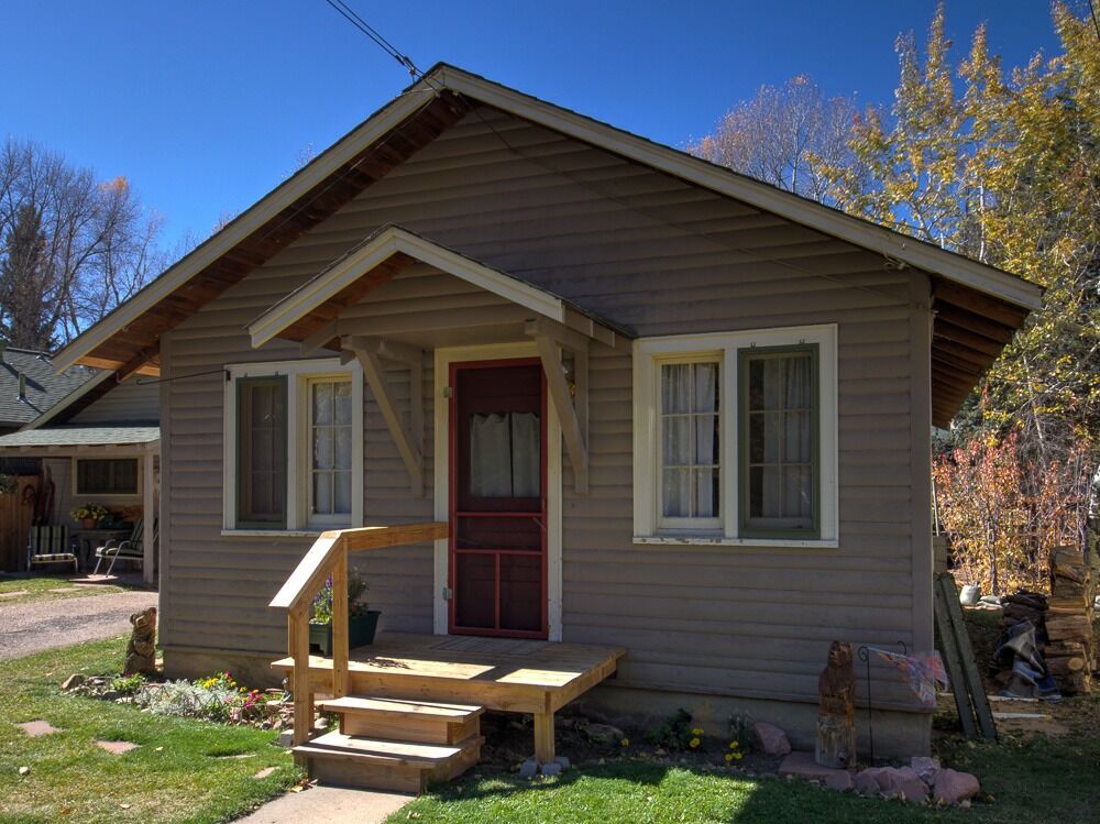 Picture of Bradshaw Cottages