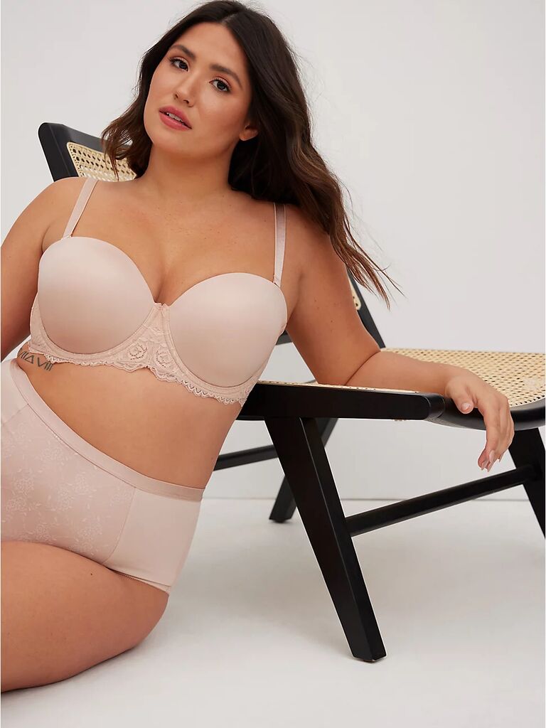 plus-size strapless bridal bra for under your wedding dress