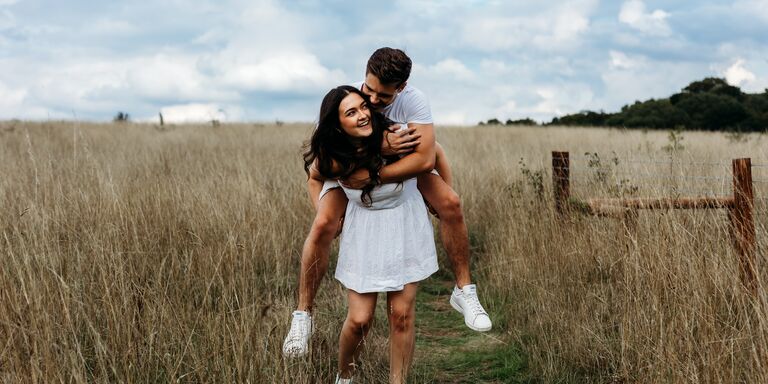JAMIE & AMELIA Home Page Banner