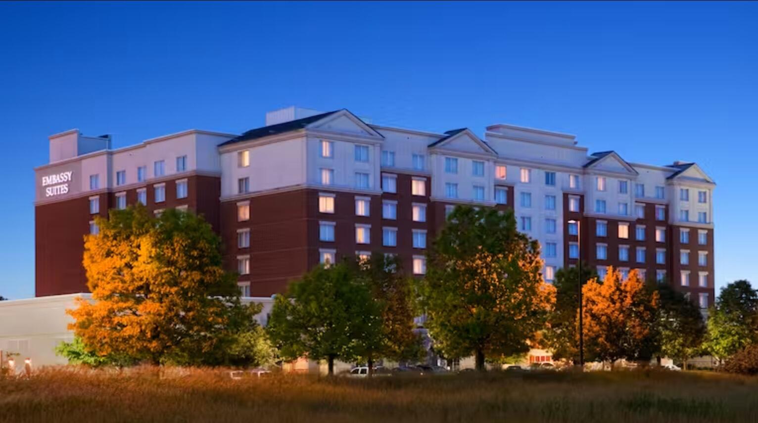 Picture of Embassy Suites by Hilton Columbus Dublin