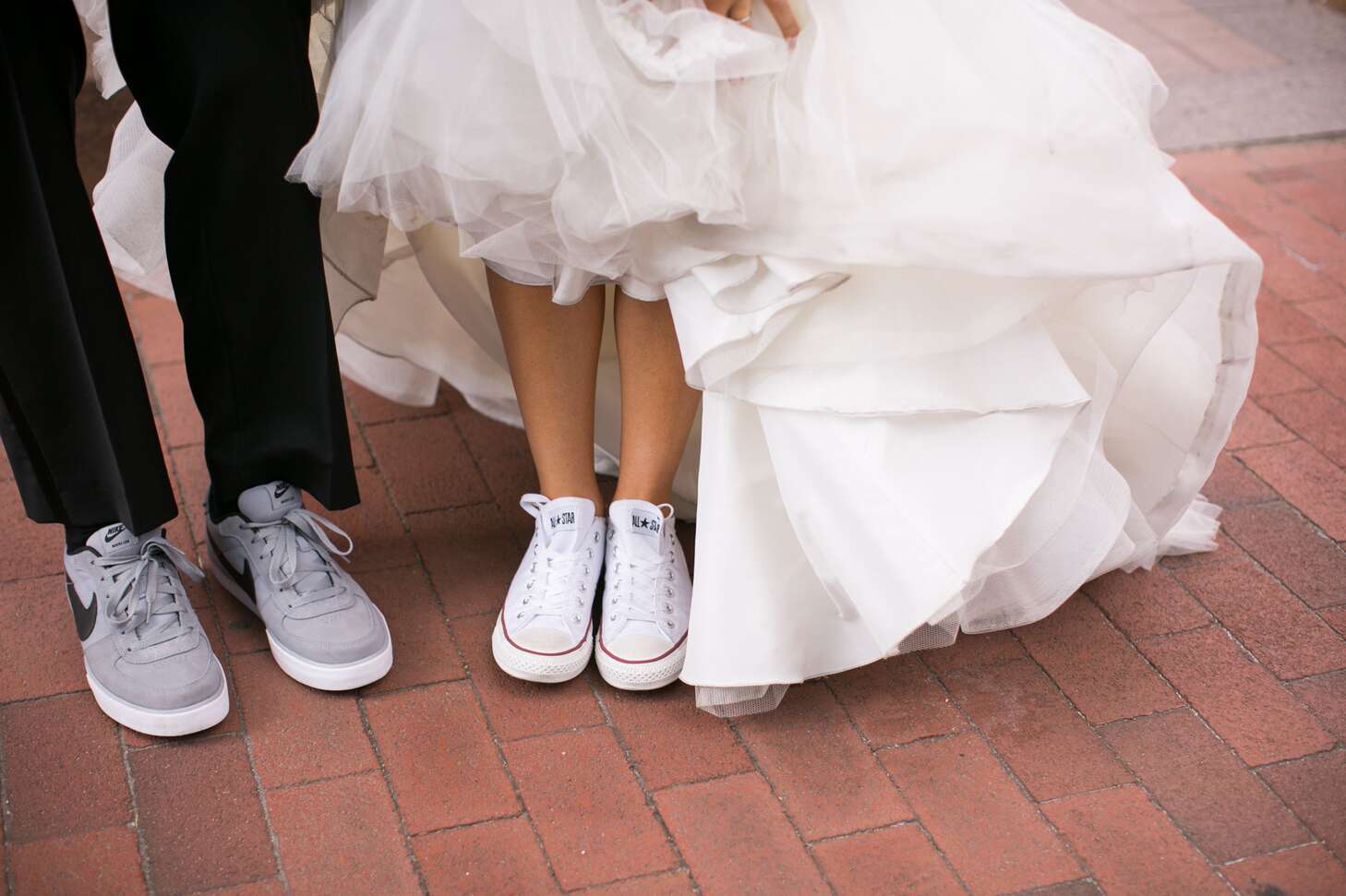 exceso cepillo Esencialmente Nike and Converse Wedding Shoes