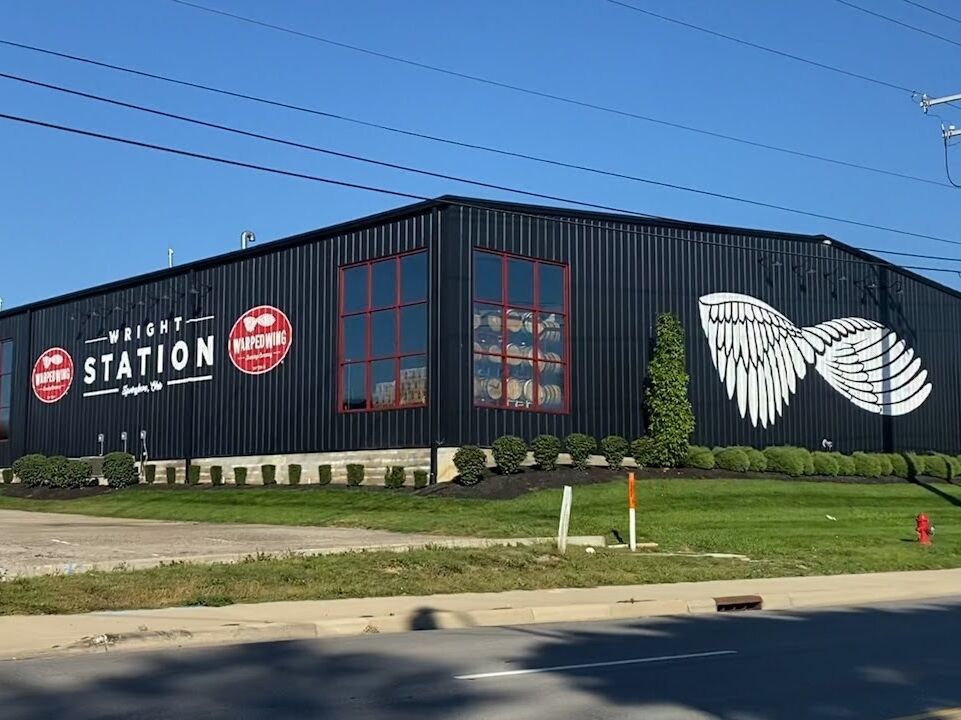 Picture of Warped Wing Barrel Room & Smokery - Springboro