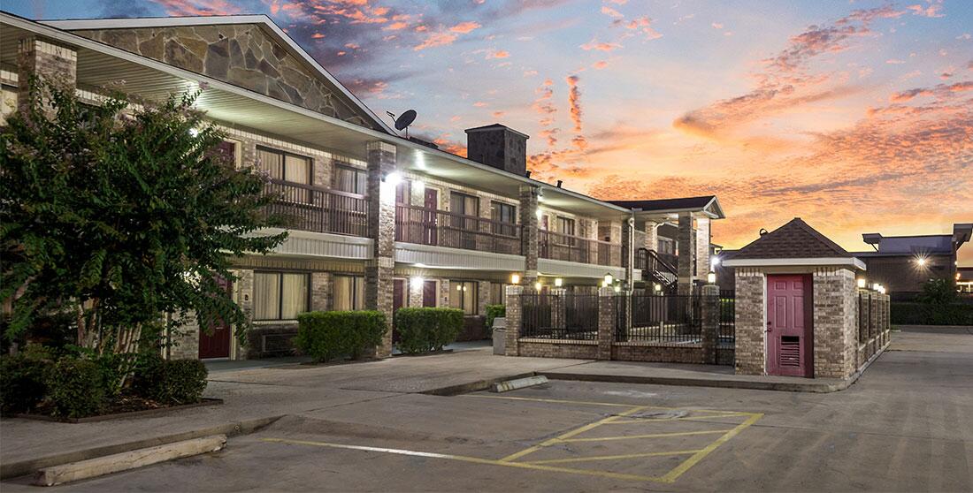 Picture of Red Roof Inn Conroe North-Willis