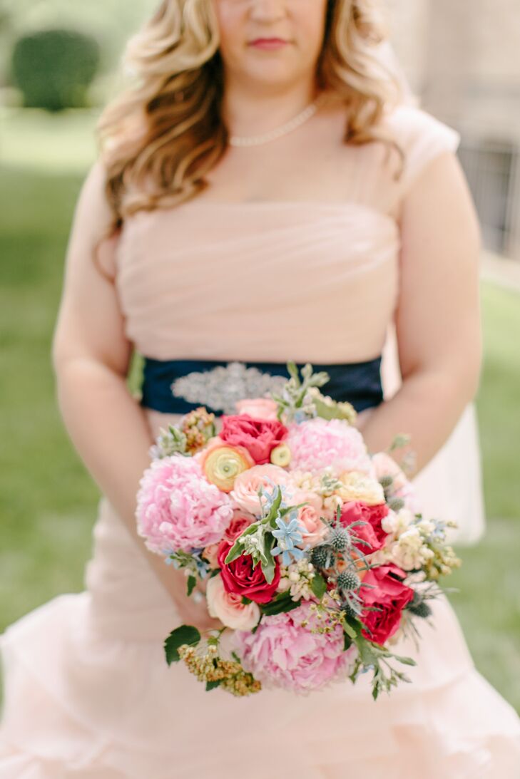 Mary, who admitted she was totally ignorant about flowers, met with the florist and pointed out what she liked from the florist’s portfolio.