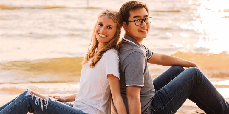 Victoria & Haynes Home Page Banner