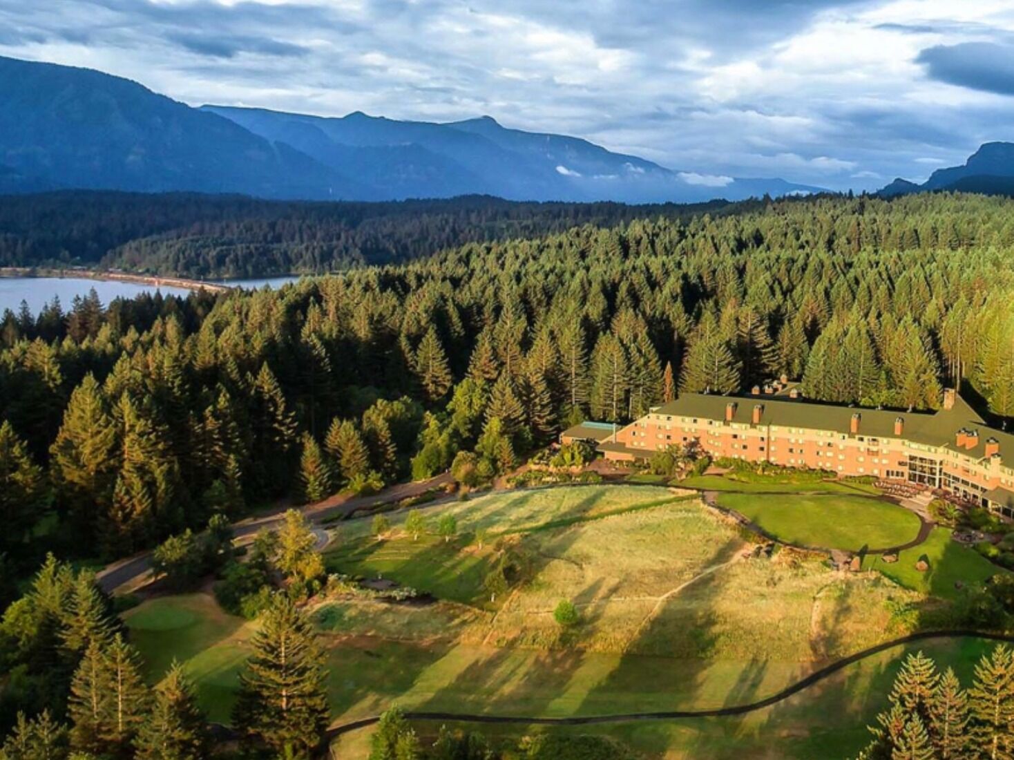 Picture of Skamania Lodge