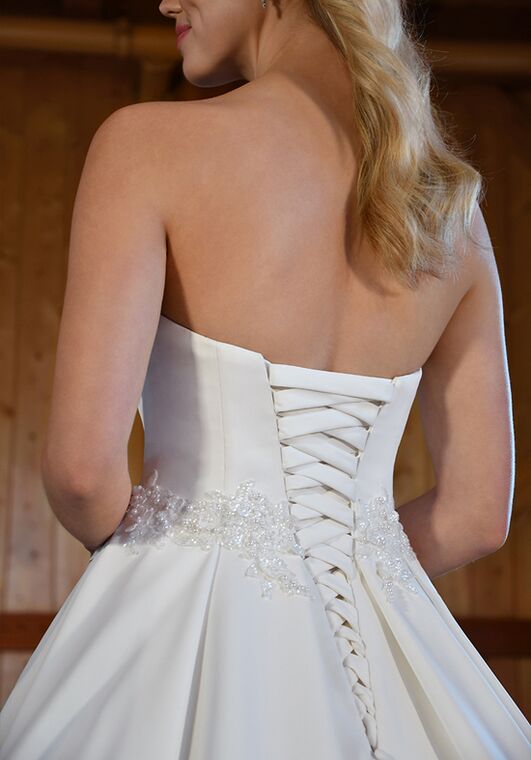 Essense of Australia D3596 Ball Gown Wedding Dress - 4