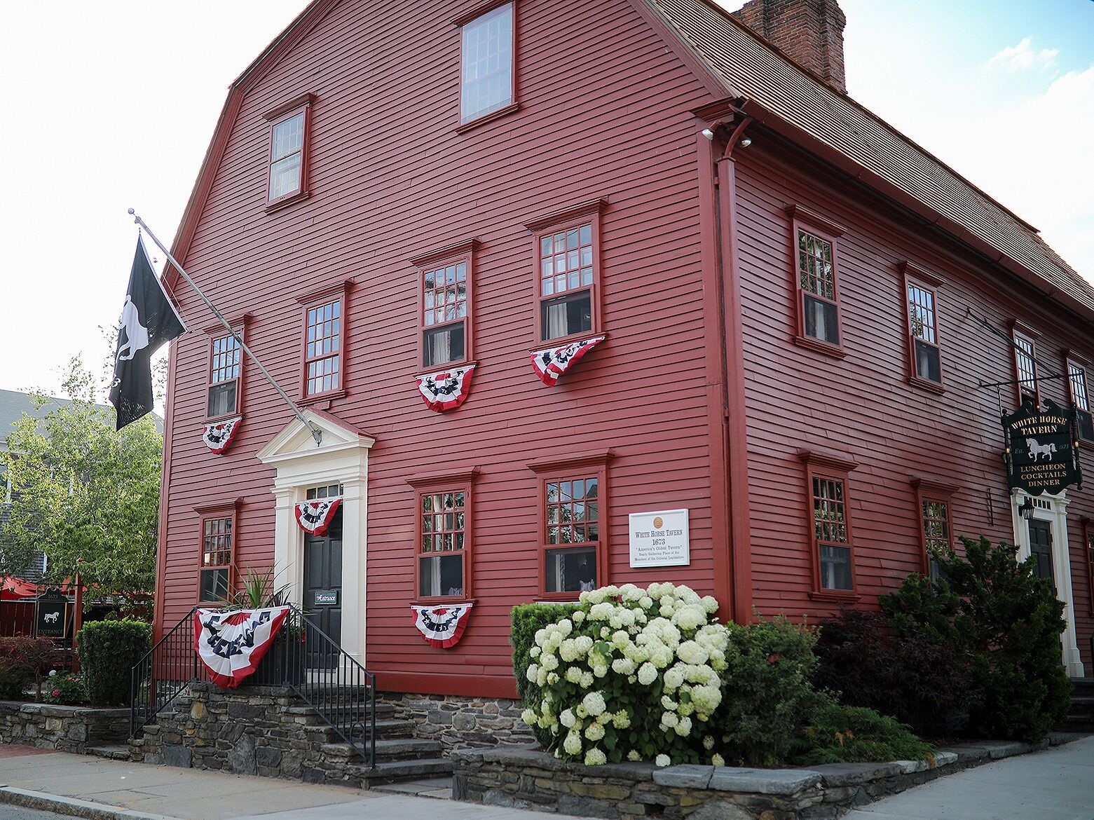 Picture of White Horse Tavern