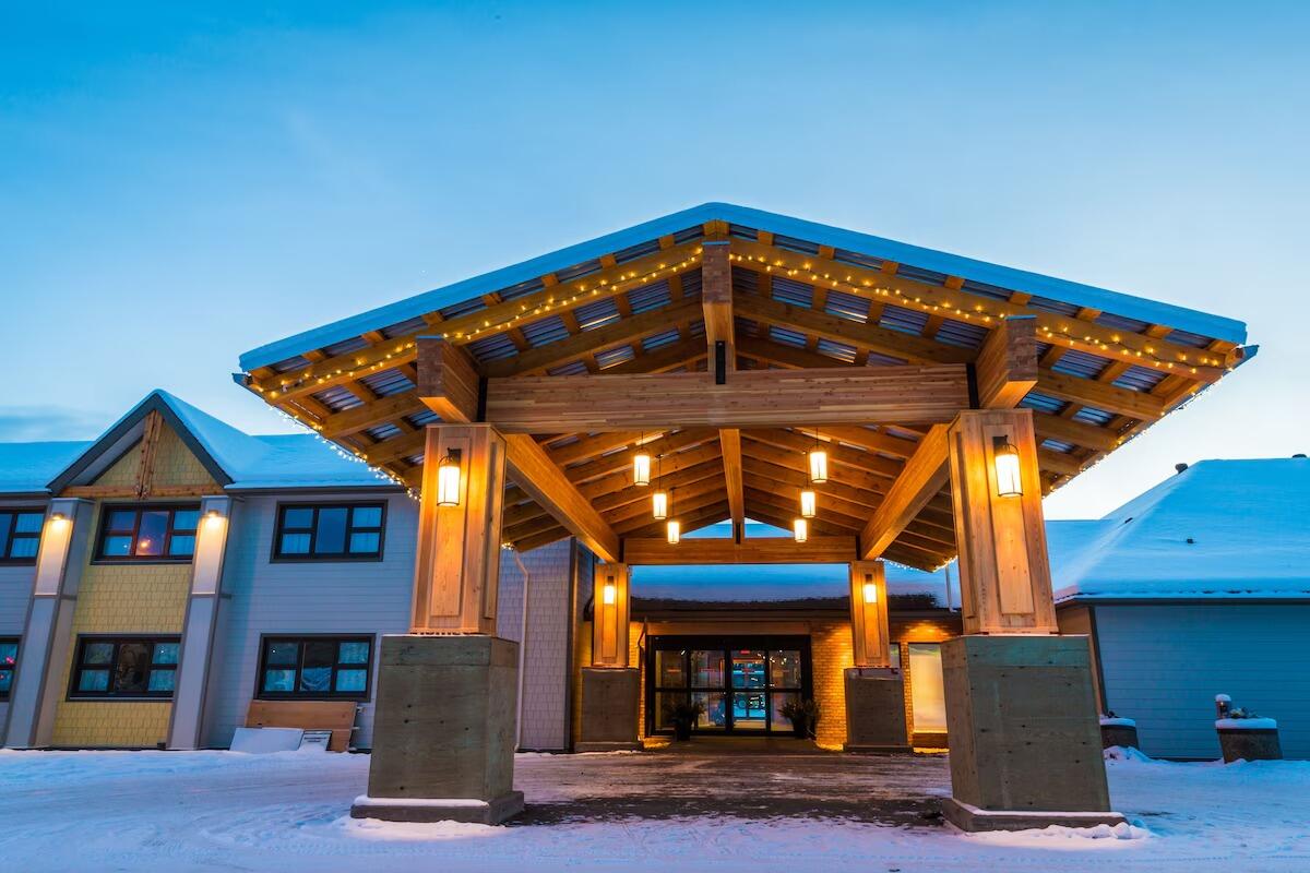 Picture of Prestige Hudson Bay Lodge & Conference Centre