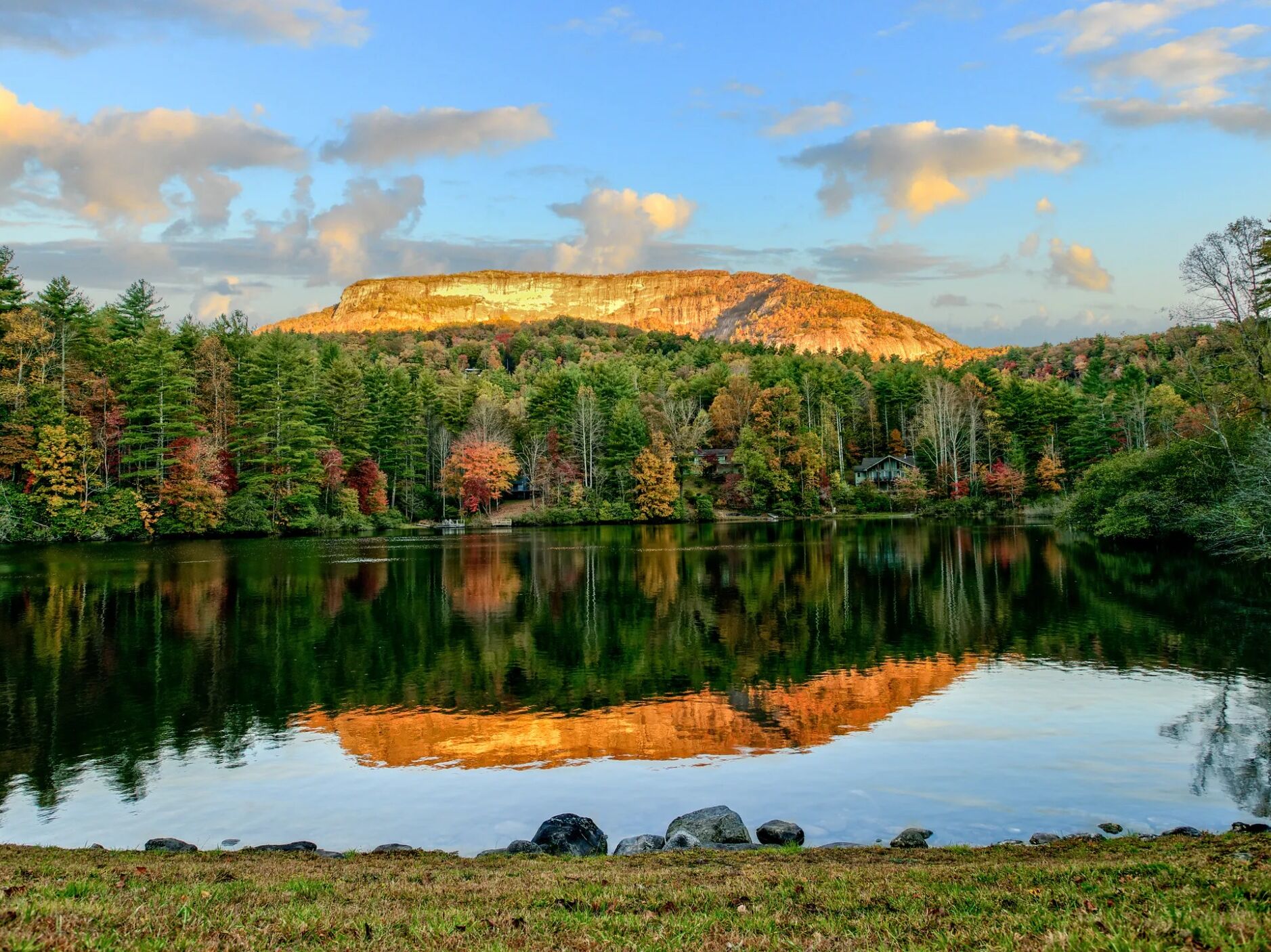 Picture of Explore nearby Cashiers, NC (15 minutes)