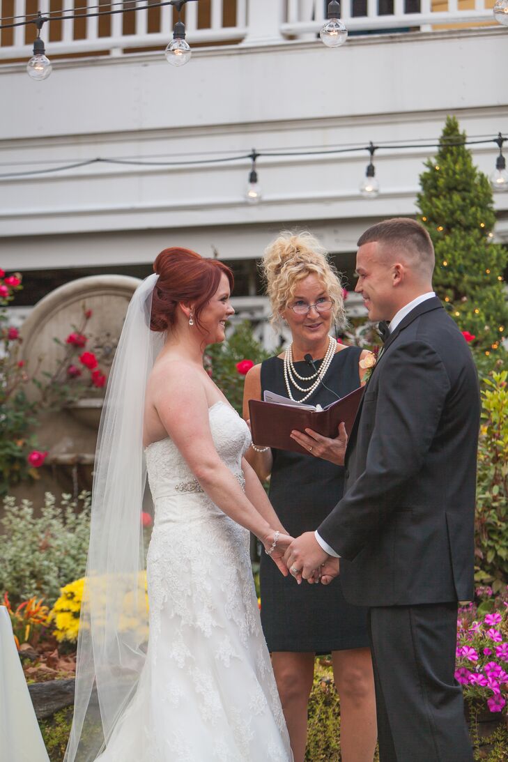 Intimate Outdoor Ceremony At Bedford Village Inn