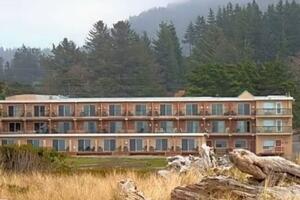 Picture of BeachCombers Inn