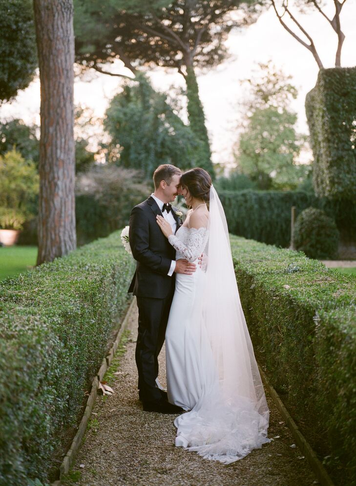 Elegant Couple at Villa Aurelia in Rome
