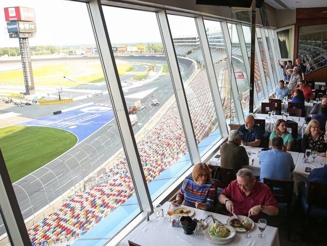 Picture of The Speedway Club