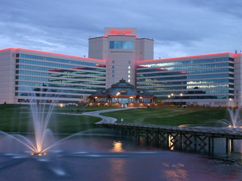 Picture of Mystic Lake Casino Hotel