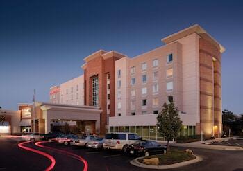 Picture of Hampton Inn & Suites St. Louis at Forest Park, MO
