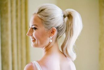 A ponytail wedding hairstyle