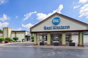 Picture of Best Western Tomah Hotel