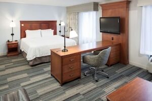 Picture of Hampton Inn & Suites Cedar Rapids North