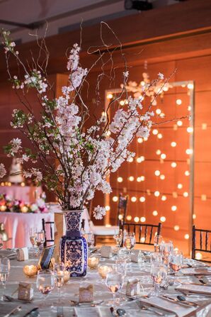 Wedding Tablescape at Kimmel Center for the Performing Arts in Philadelphia, Pennsylvania